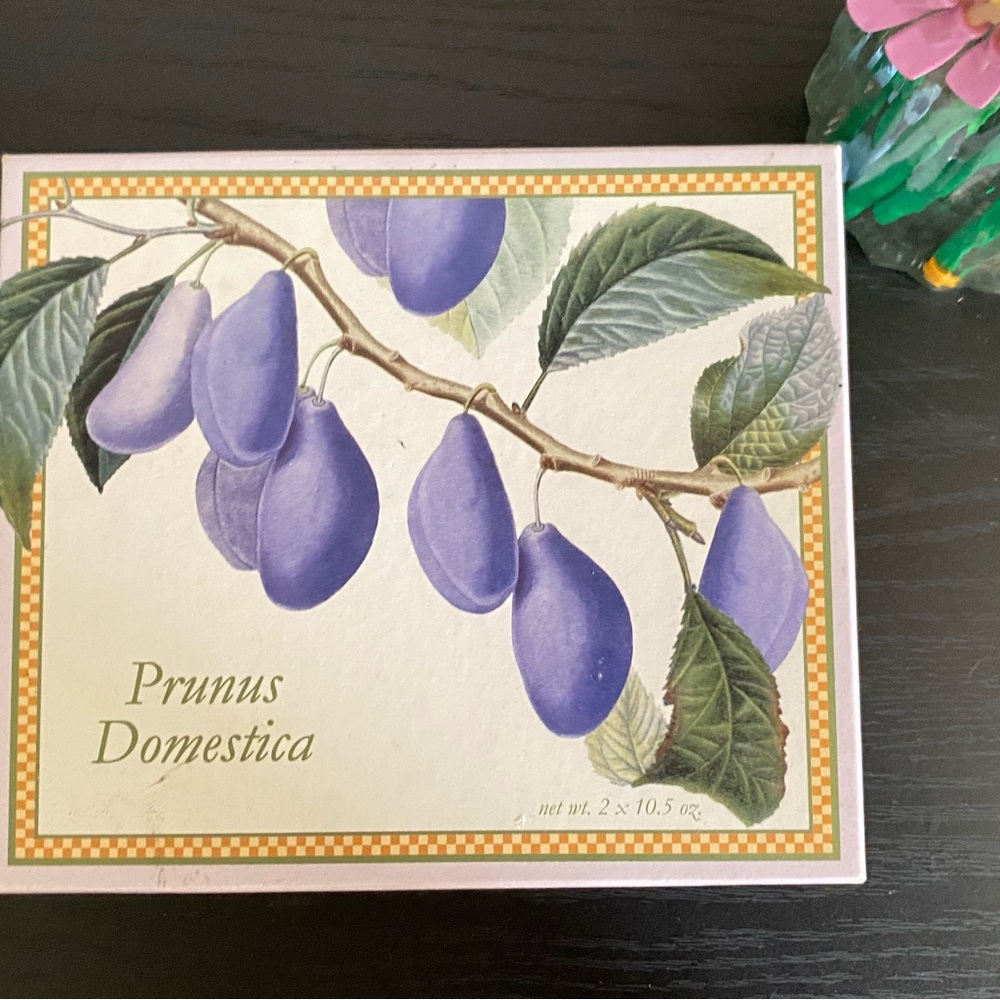Prunus Domestica Scented Bar Soap Set